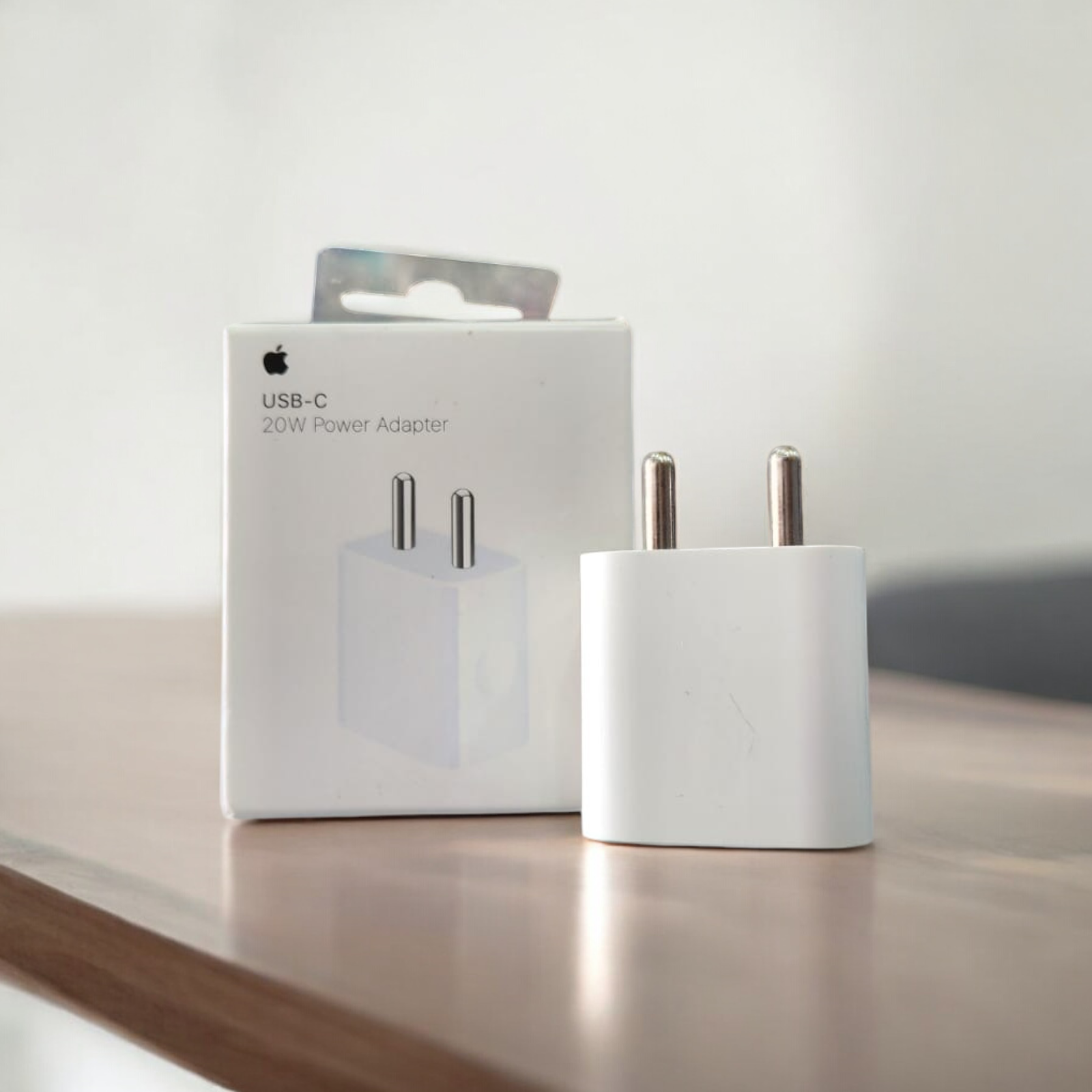 Discover the Magic of the Apple Original Adapter: Transforming Your Apple Experience